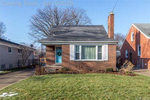 9943 Leverne Redford Charter Township MI 48239