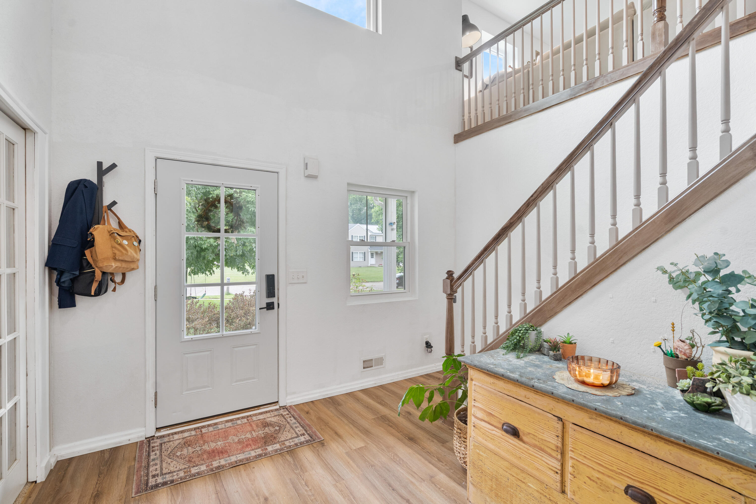 6594 Annandale Drive