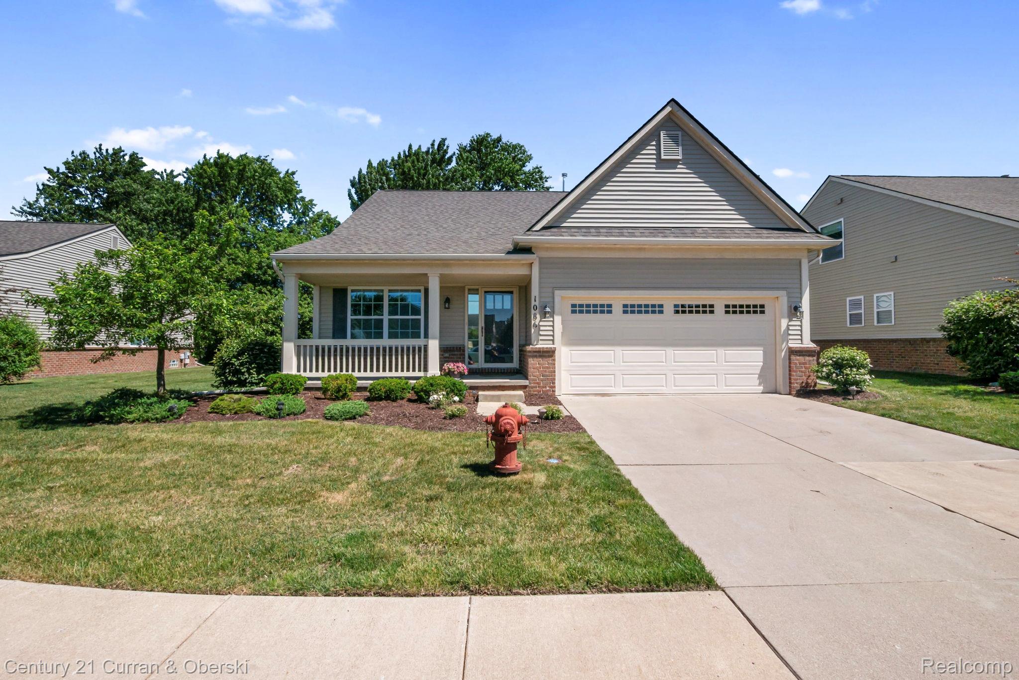1086 Paddock Drive