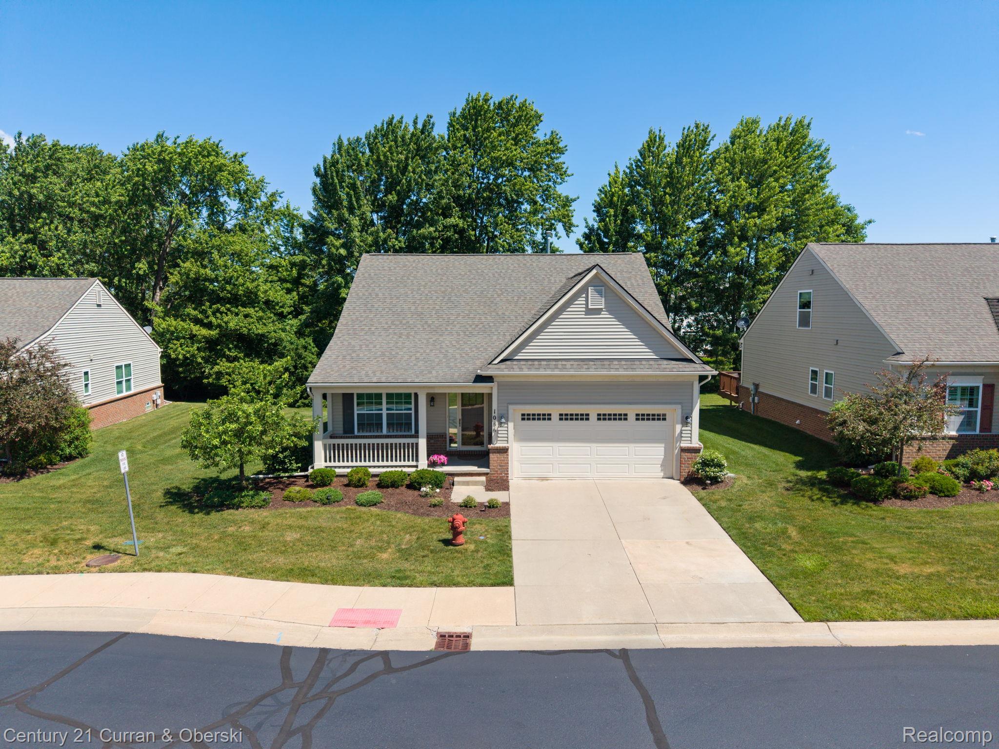 1086 Paddock Drive