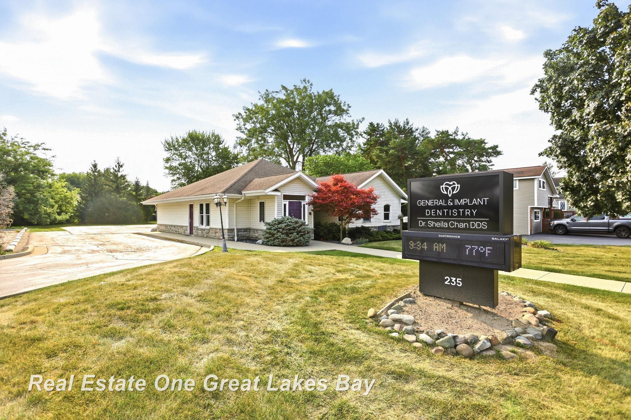 235 S Center Road