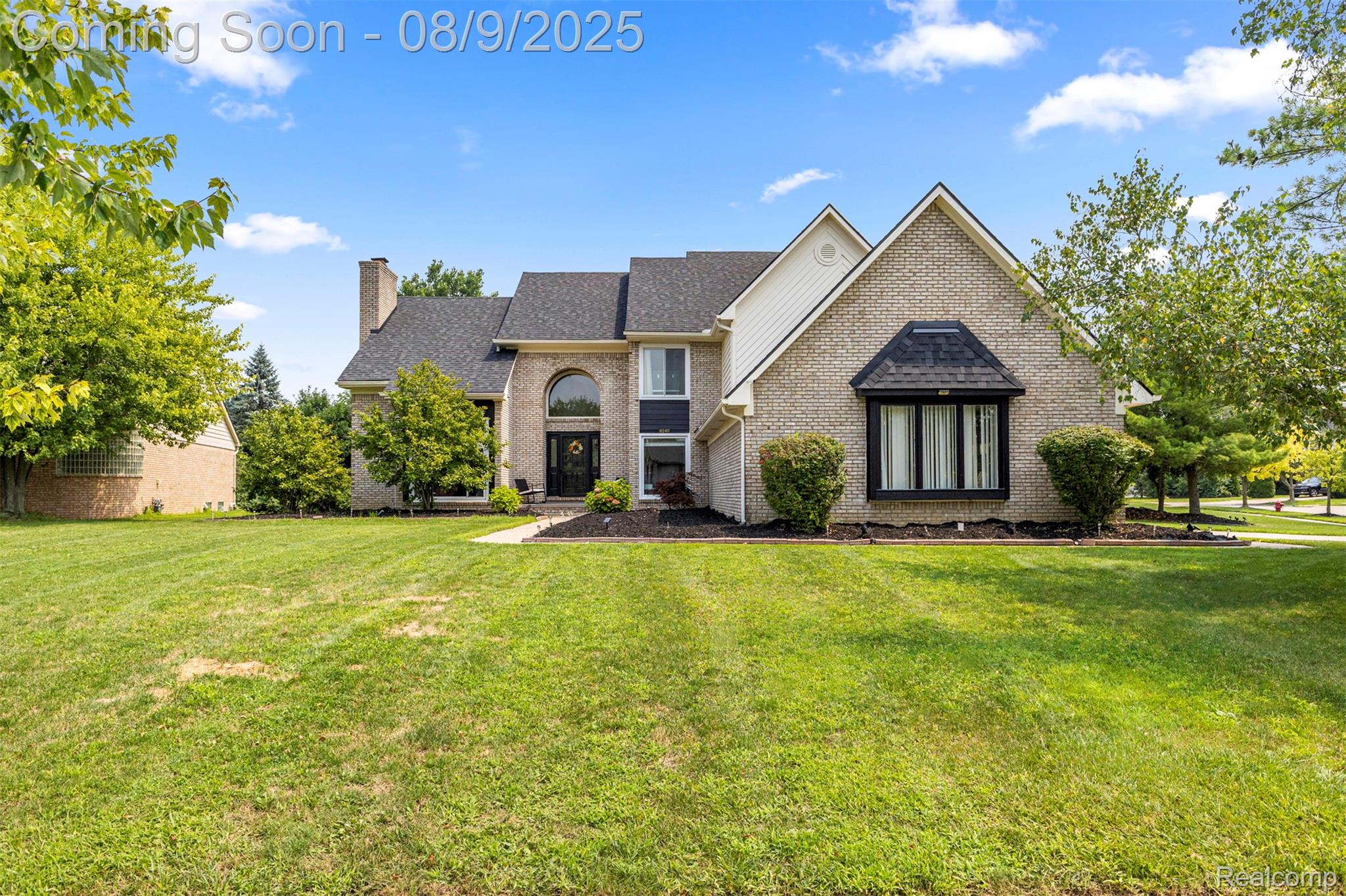 8140 N Pointe Court