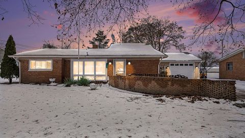 215 Dearing Drive Shepherd Village MI 48883