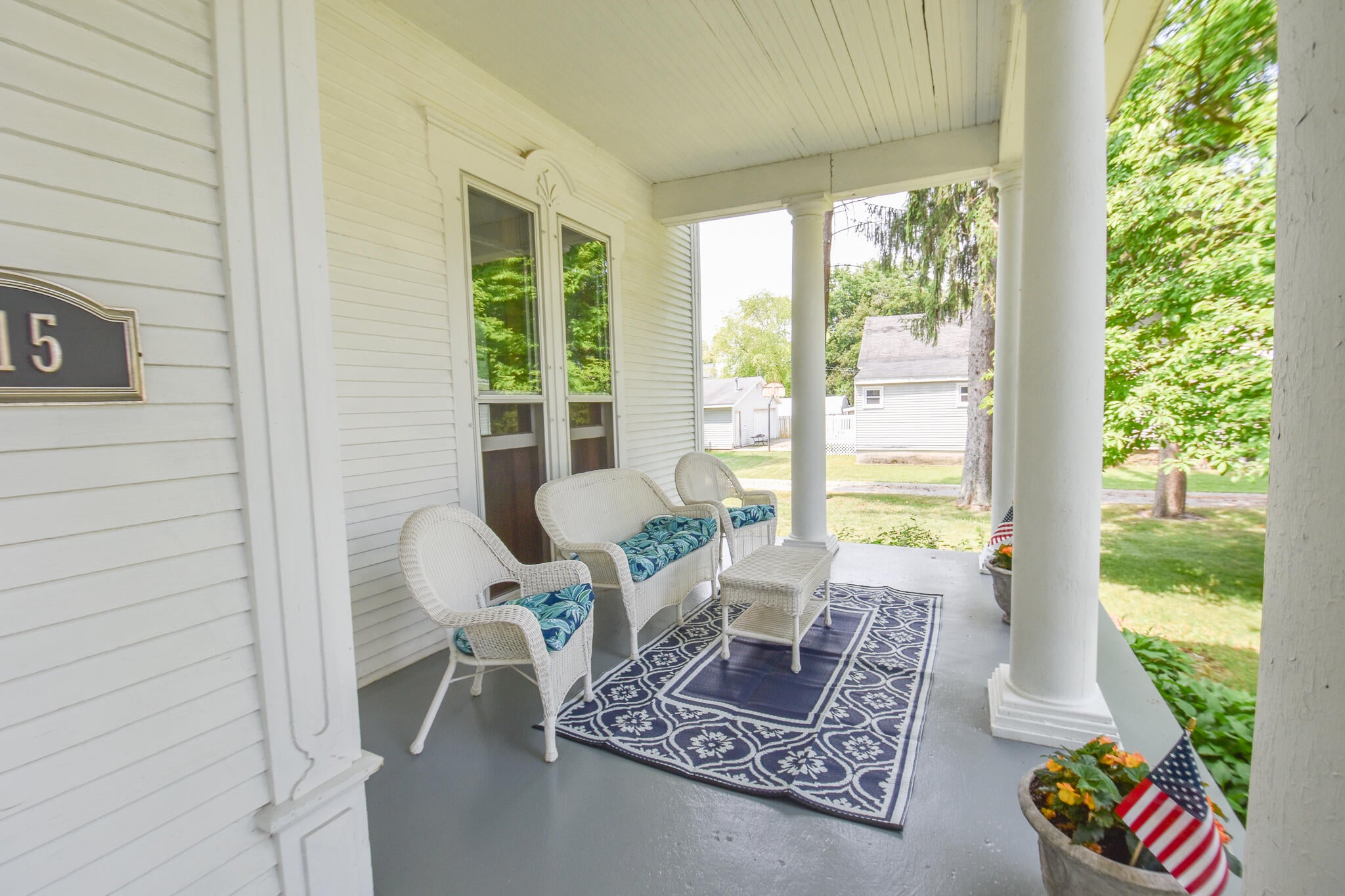 115 W Silver Street