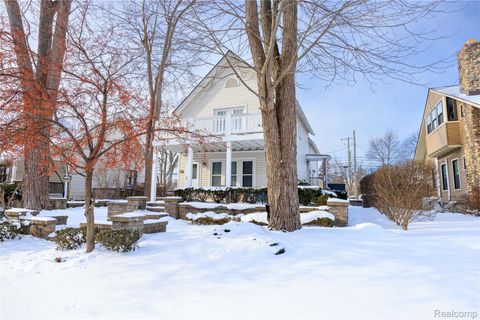 815 N Main Street Rochester City MI 48307