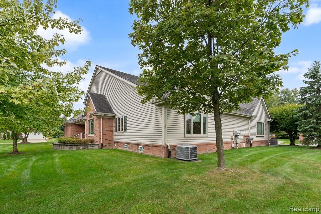 3845 Knightbridge Circle 46