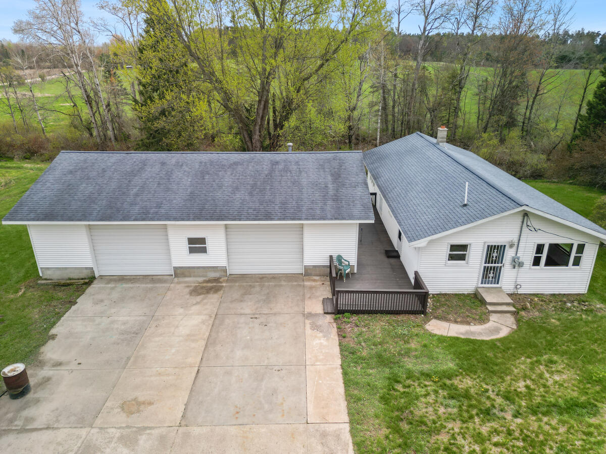 15065 21 Mile Road