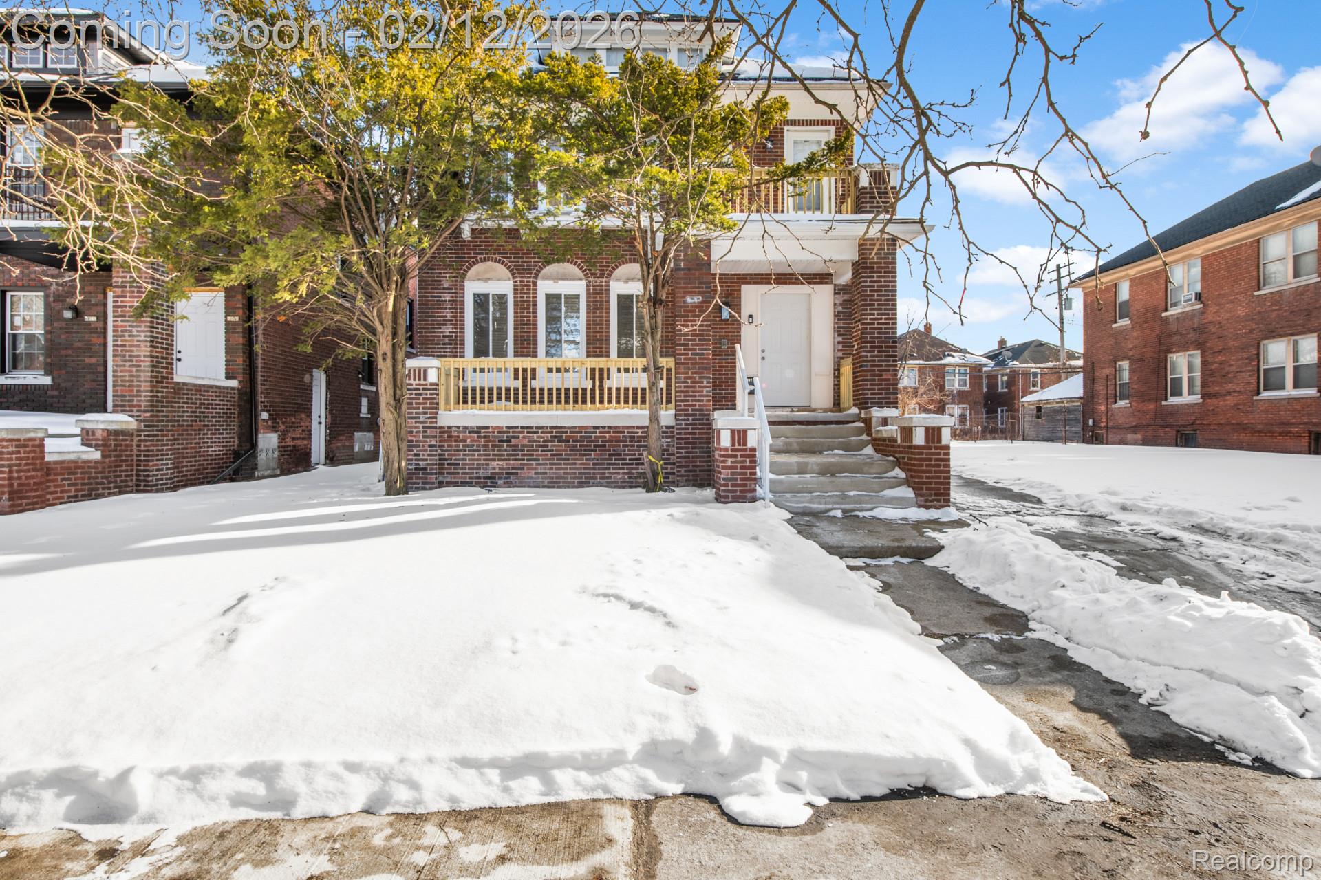 3307 Fullerton Street