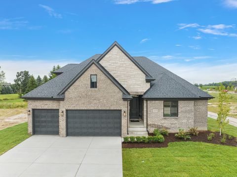 Photo of 57011 Veridian Boulevard, Washington Township, MI 48094 (MLS # 58050185942)