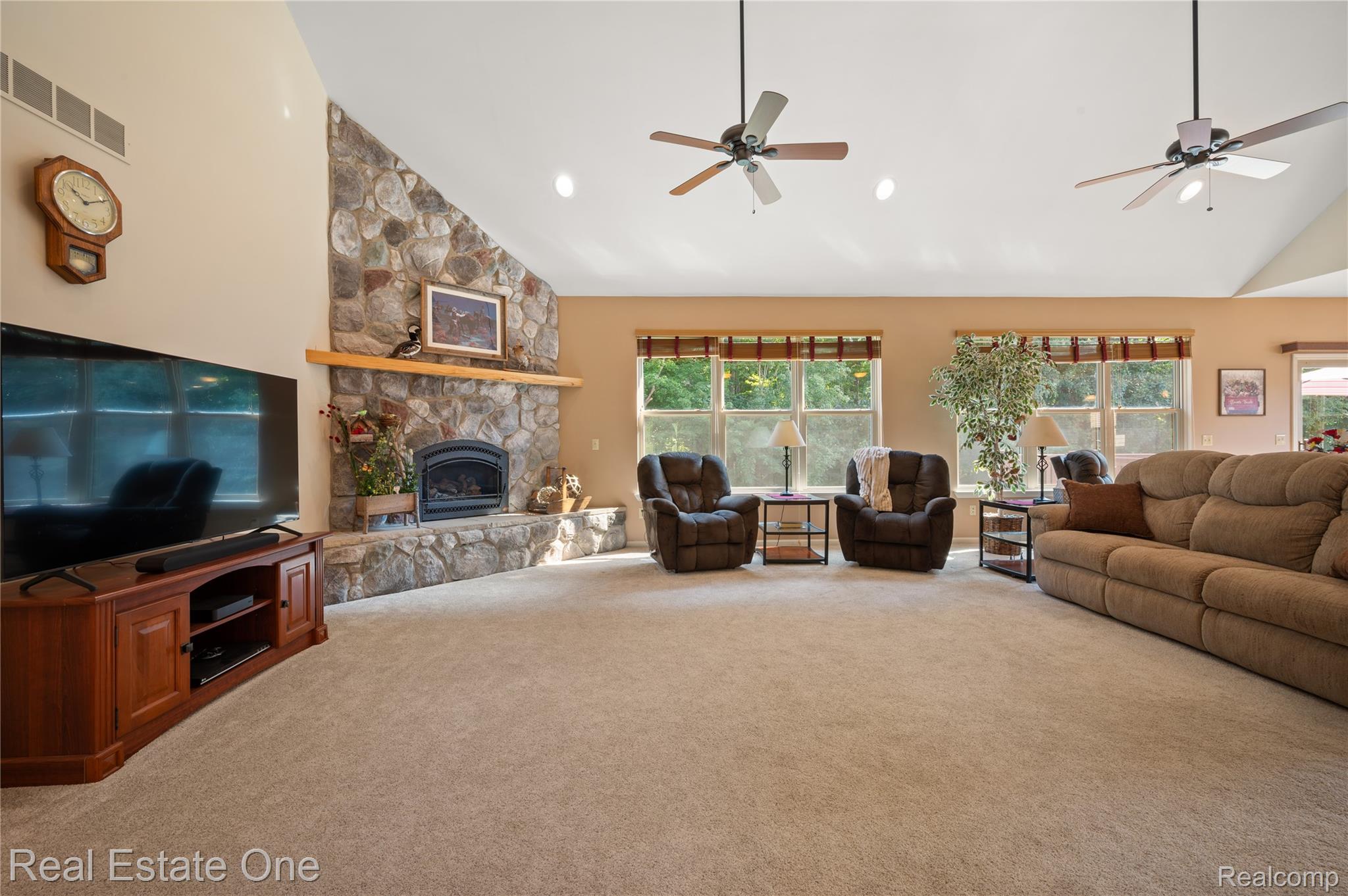 5580 Birch Lane
