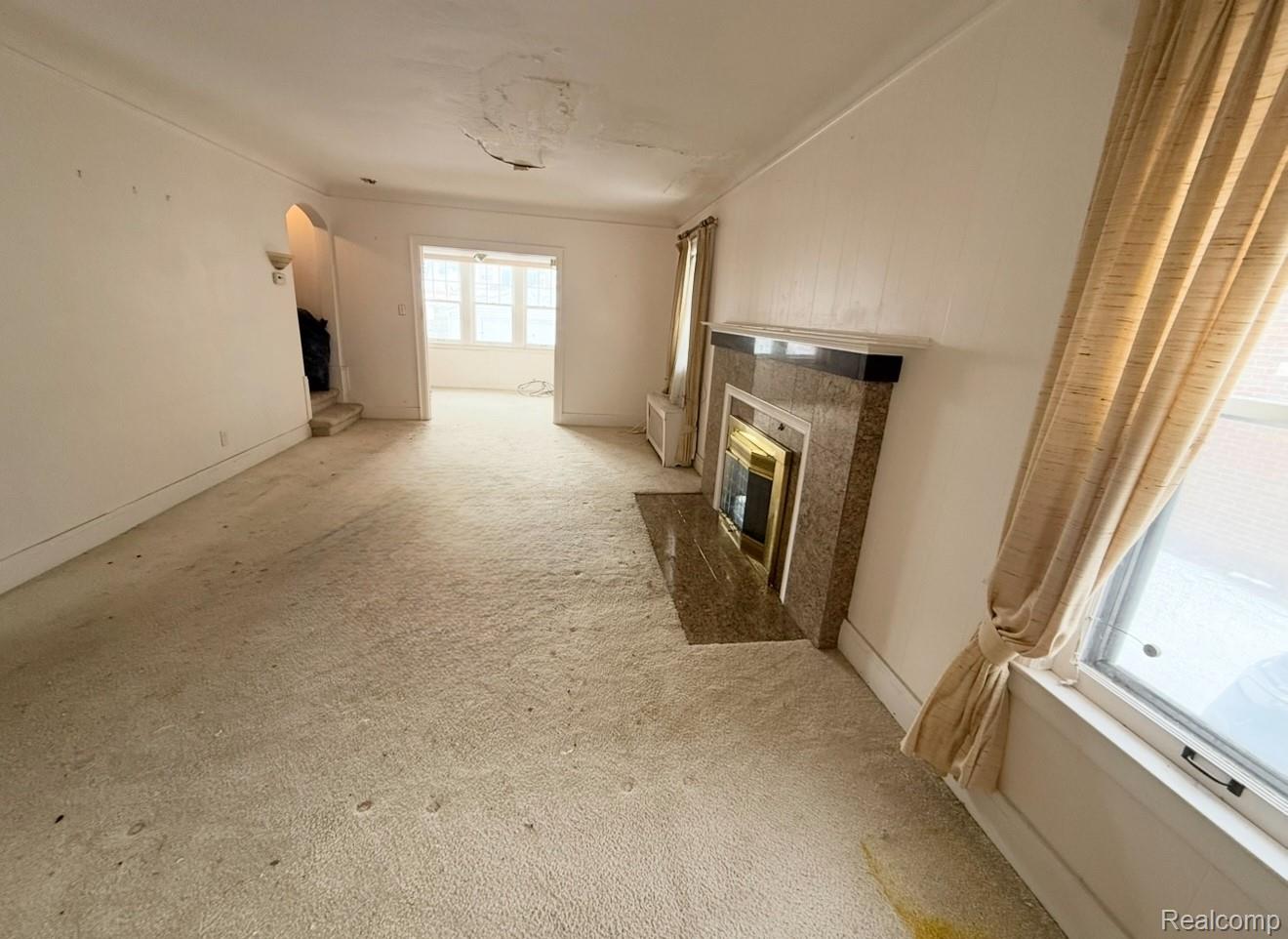 19187 GAINSBOROUGH Road