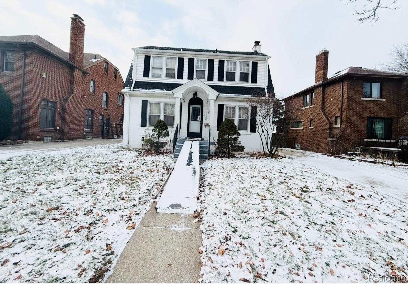 19187 GAINSBOROUGH Road