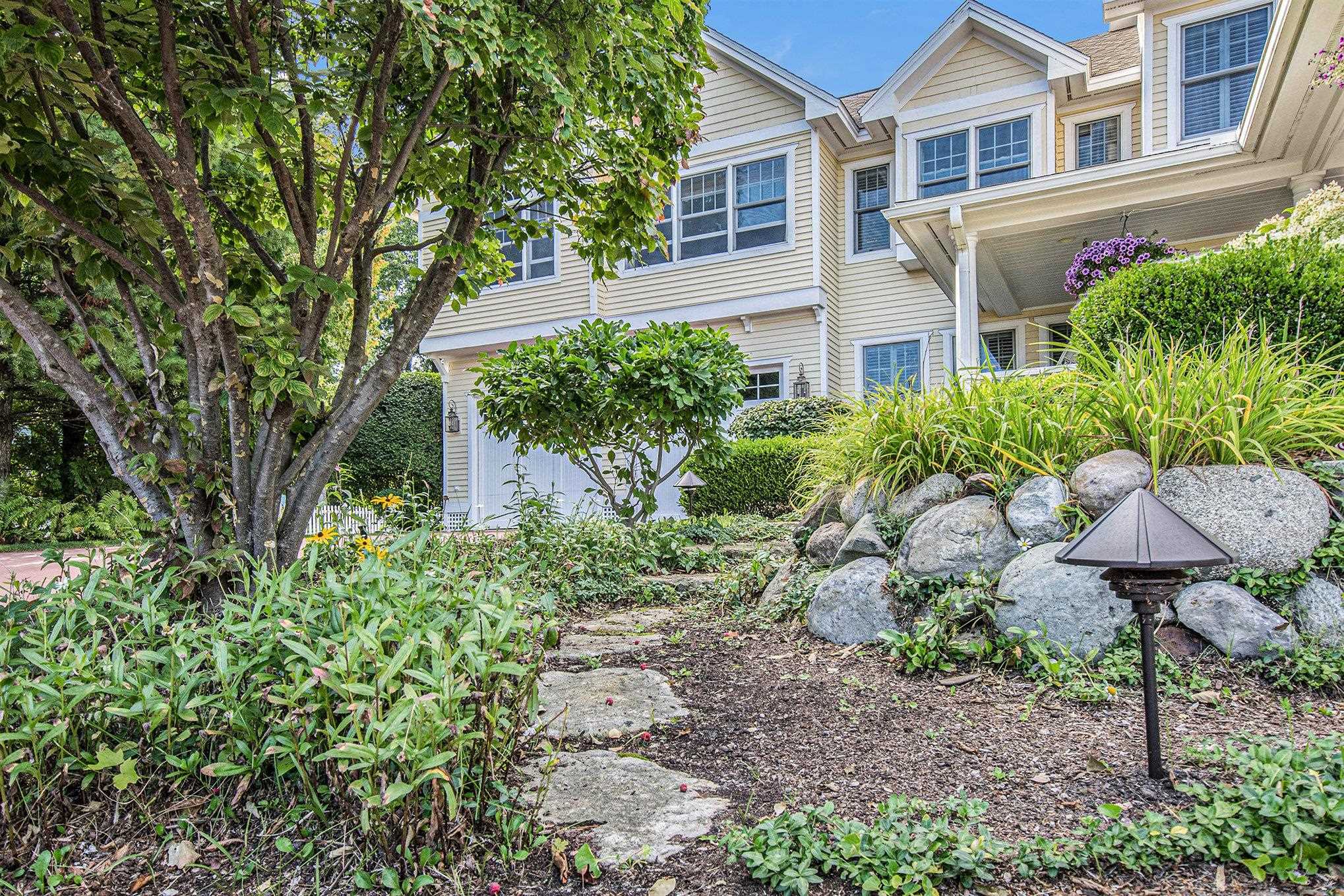 121 C and O Club Drive