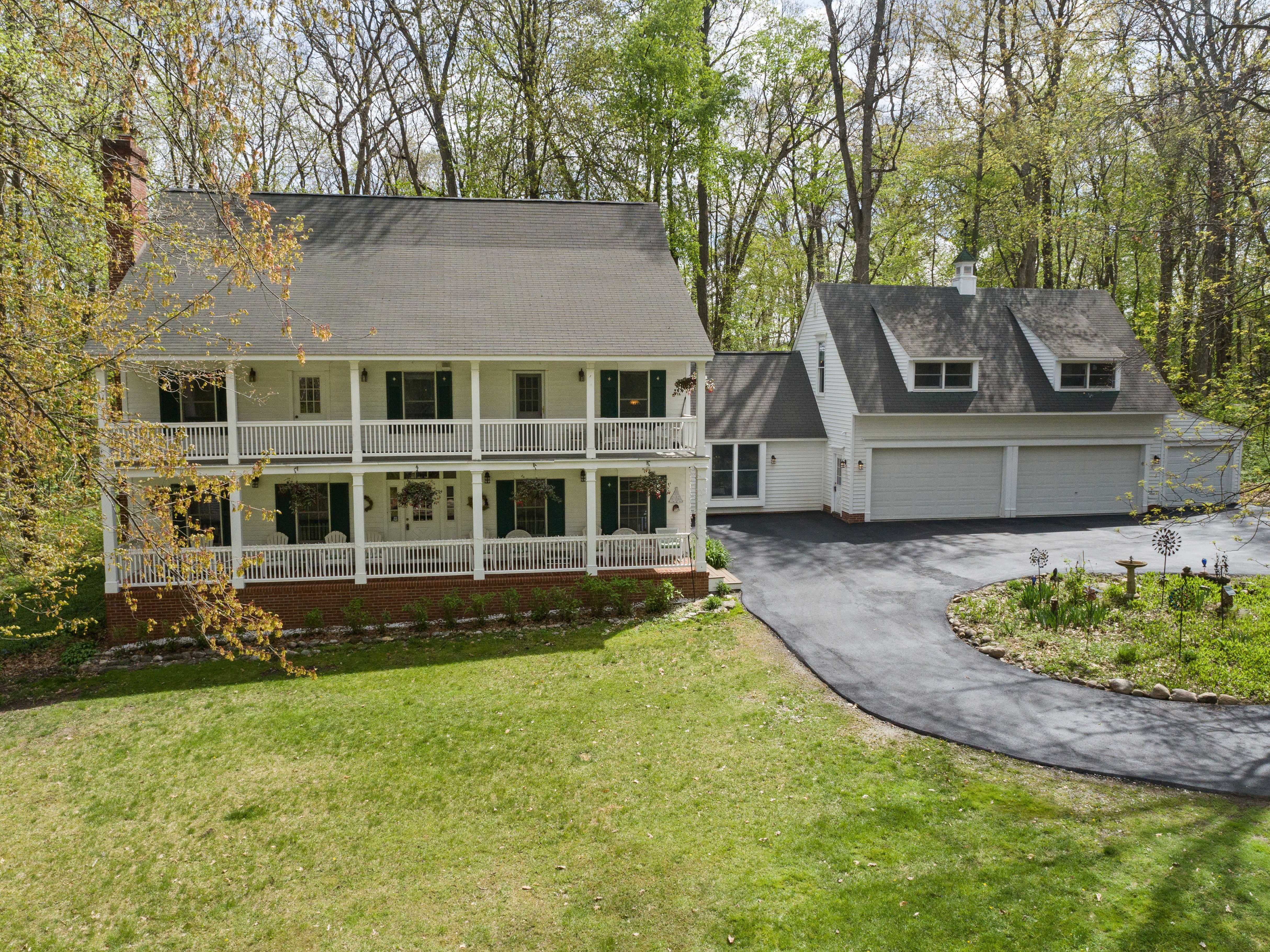 2457 ROCKY TOP Lane