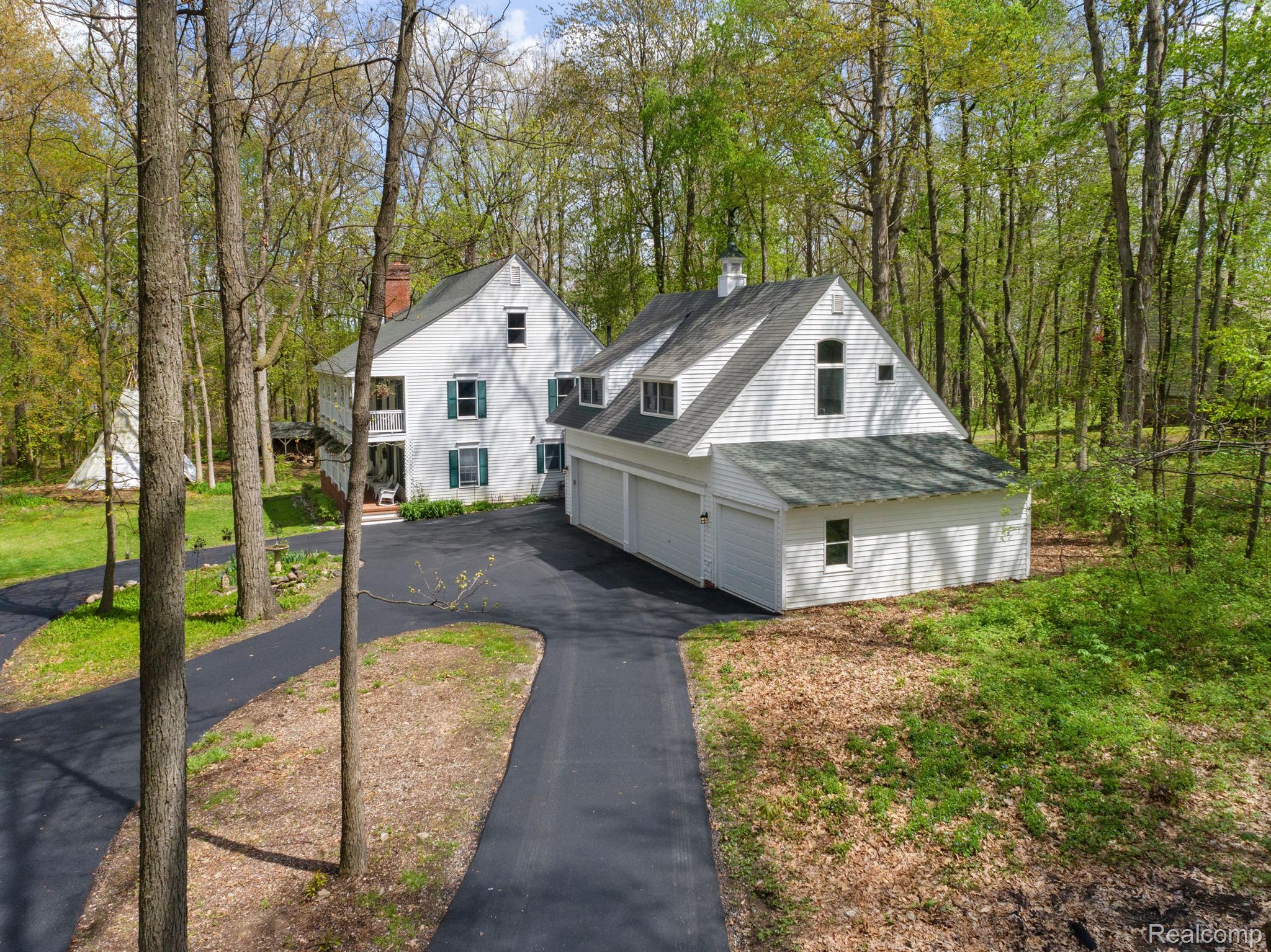 2457 ROCKY TOP Lane