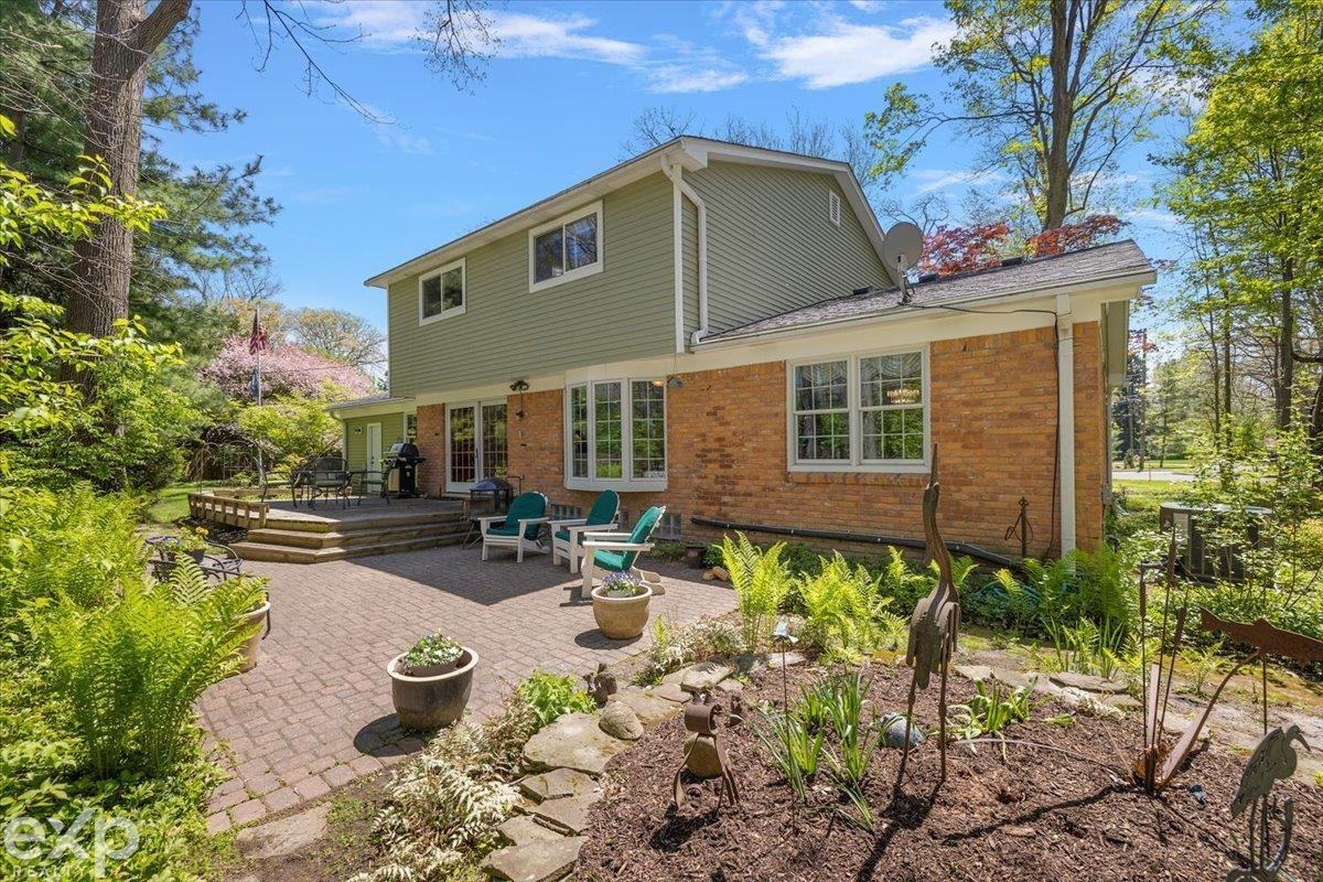 28040 Forestbrook Drive