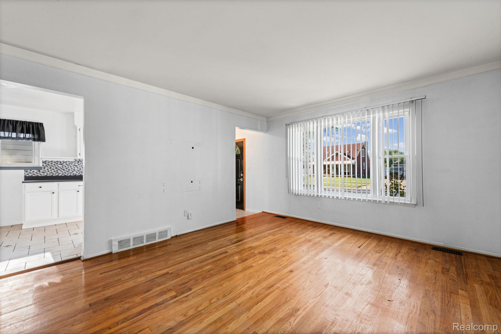 13024 Orange Street