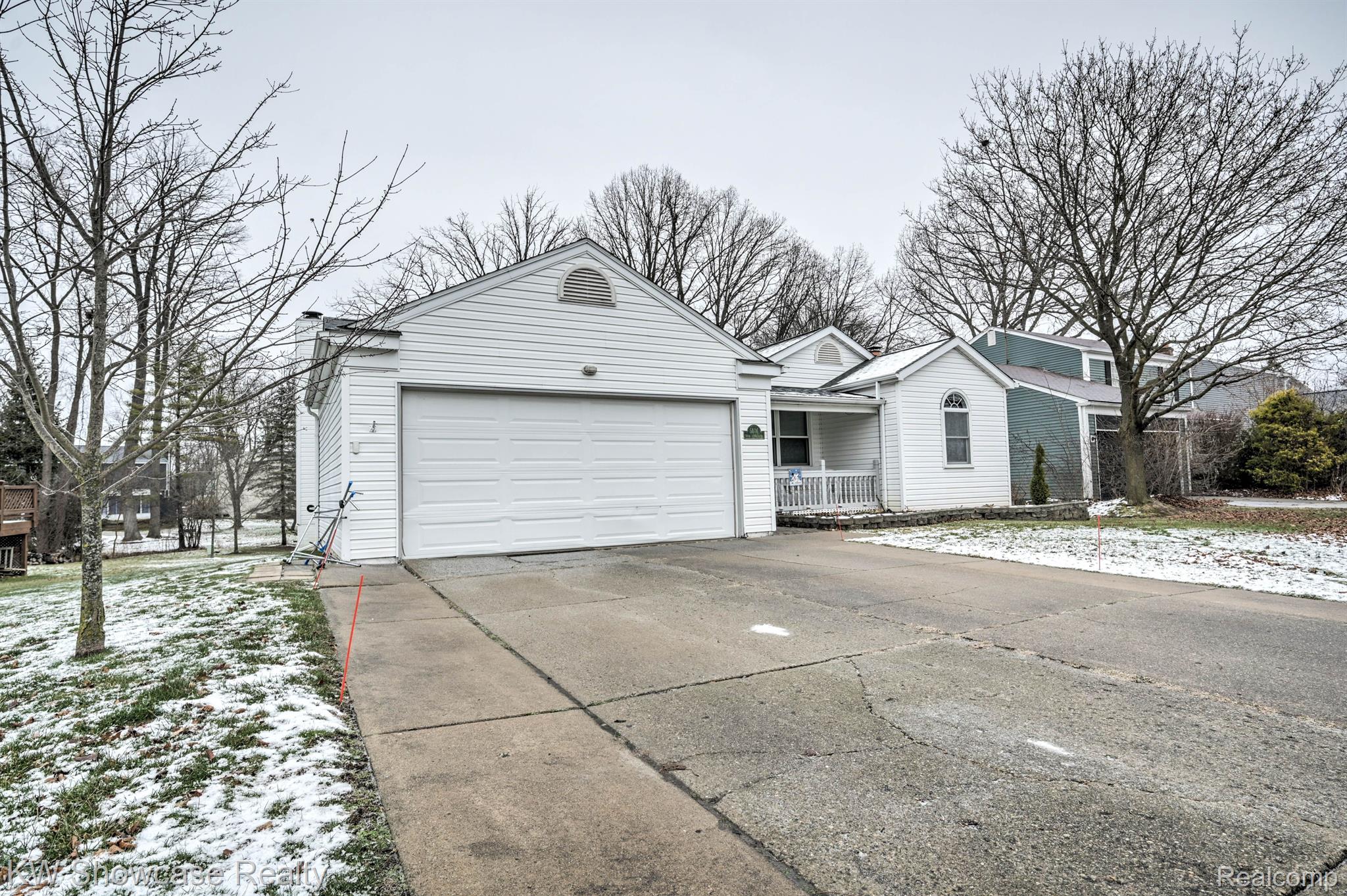 5806 KING JAMES