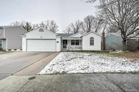 5806 KING JAMES Waterford Charter Township MI 48327