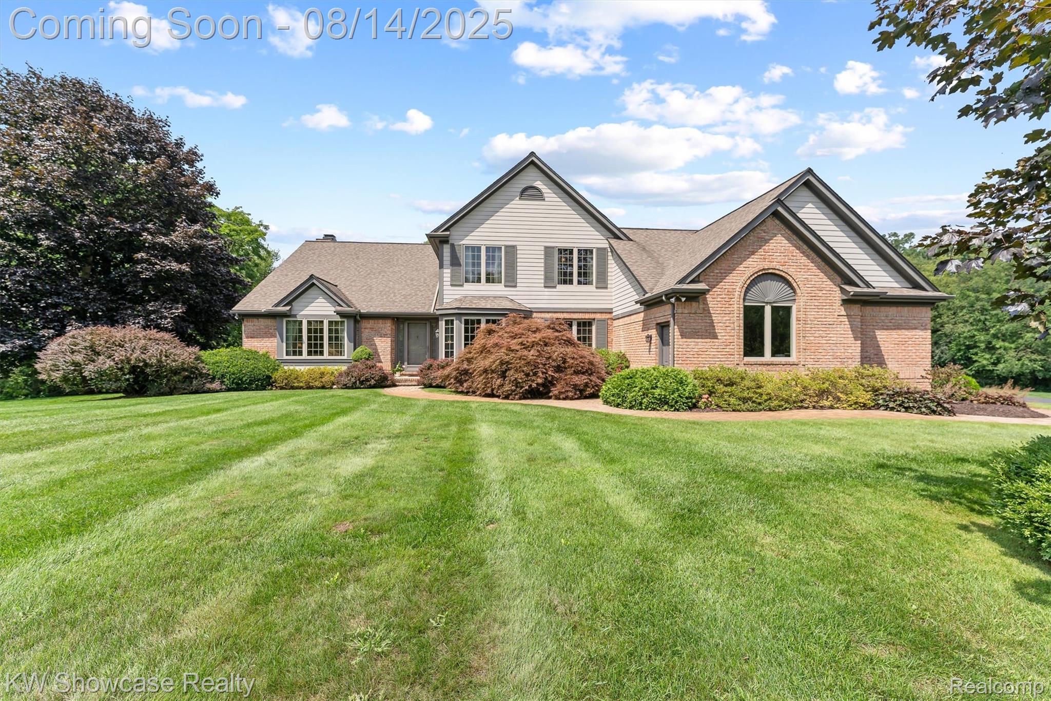 5265 Oak Hill Trail
