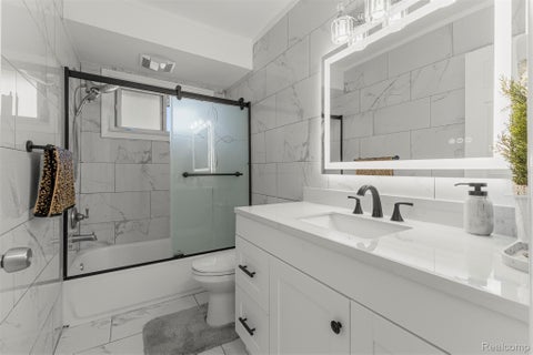Tiny photo for 8422 Winston Lane, Dearborn Heights City, MI 48127 (MLS # 20261083084)