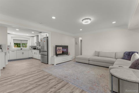 Tiny photo for 8422 Winston Lane, Dearborn Heights City, MI 48127 (MLS # 20261083084)