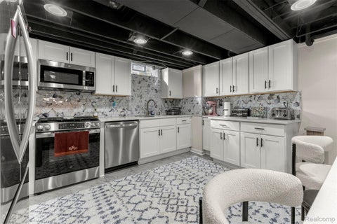 Tiny photo for 8422 Winston Lane, Dearborn Heights City, MI 48127 (MLS # 20261083084)