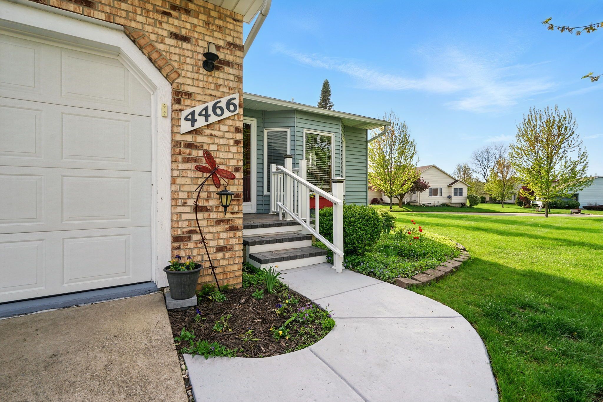 4466 COLONY Court