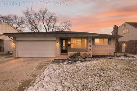 2995 Groves Drive Sterling Heights City MI 48310