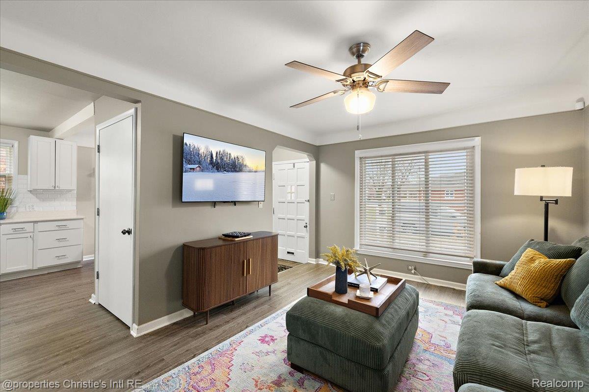 21553 Bournemouth Street