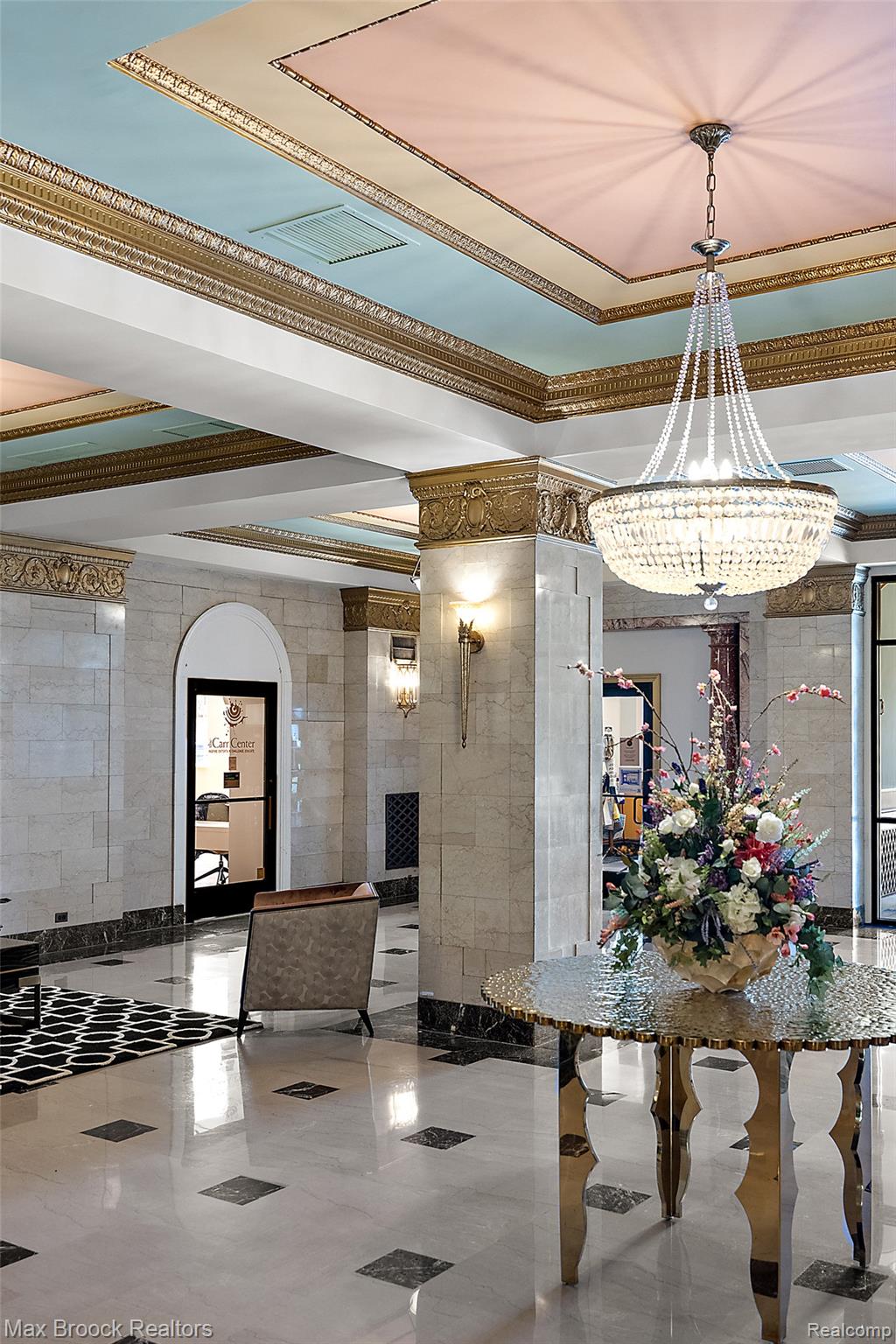 15 E Kirby #928 Street