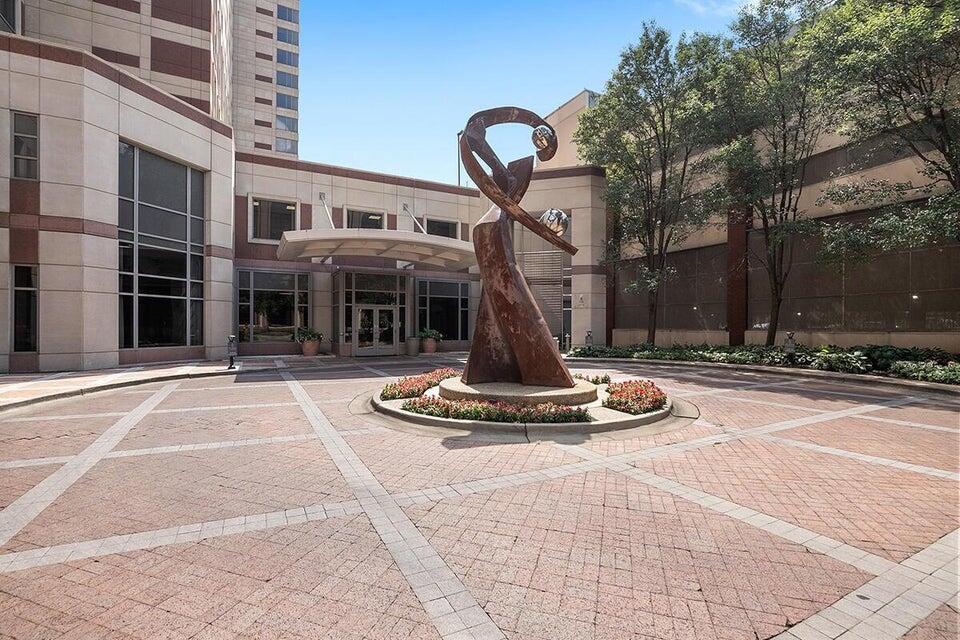 40 Campau Circle NW 2503