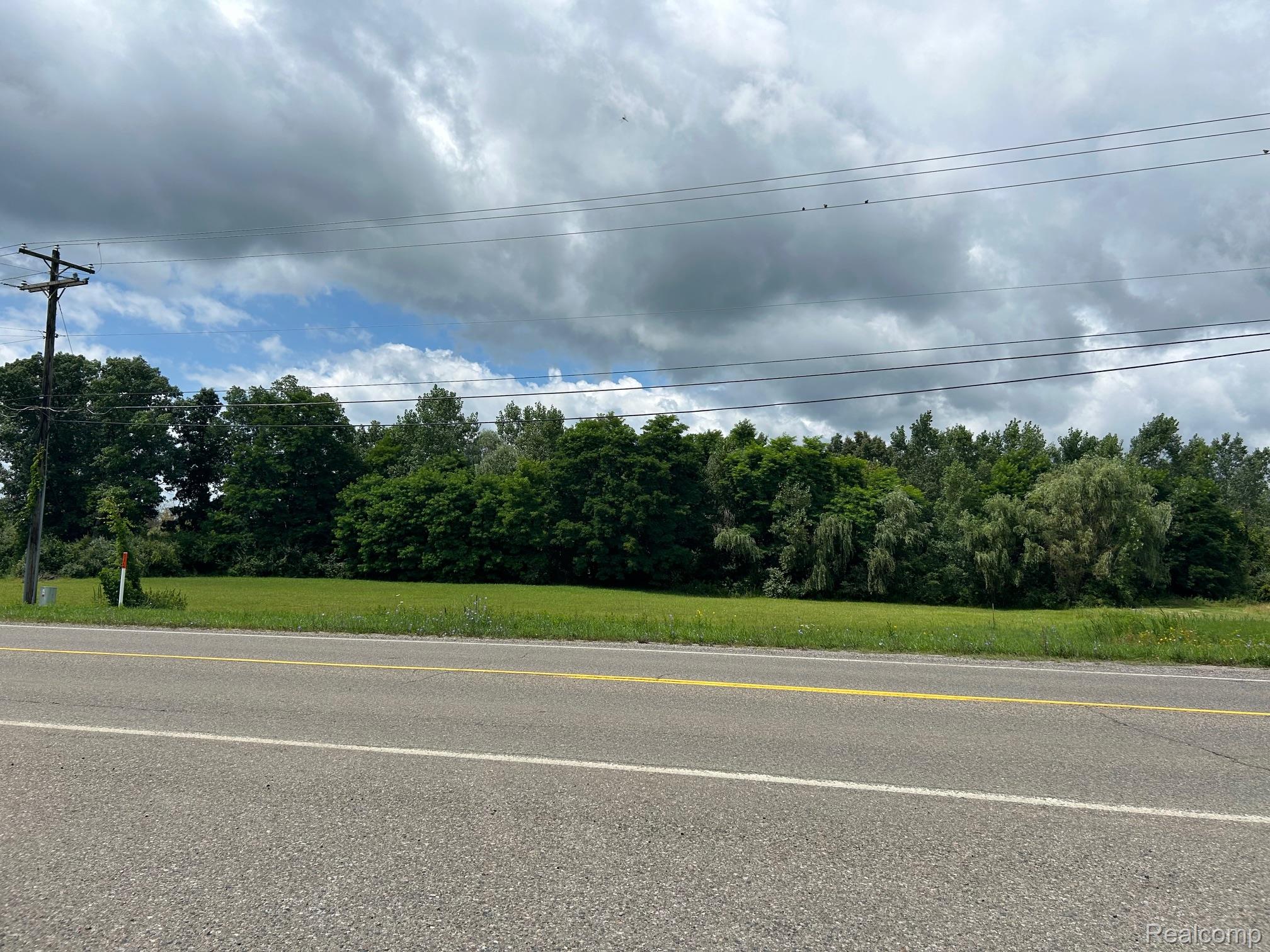 V/L Silver Lake Road