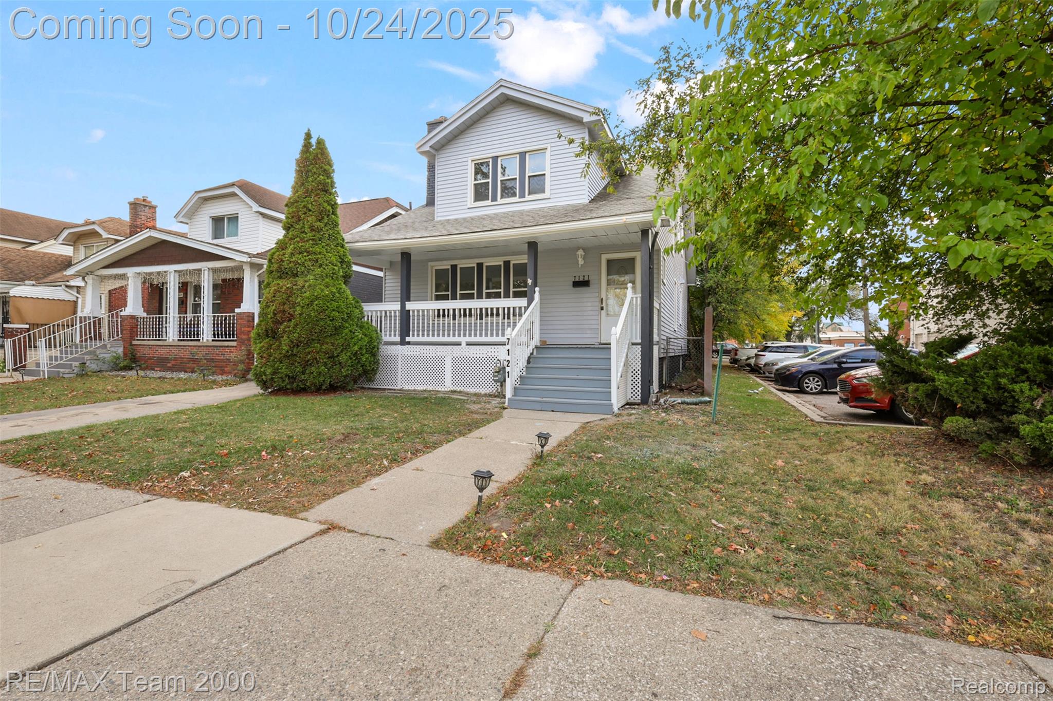 7121 Pinehurst Street