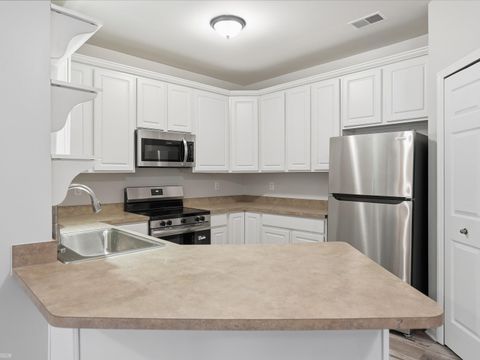 Tiny photo for 25675 N Maritime Circle, Harrison Charter Township, MI 48045 (MLS # 58050203240)