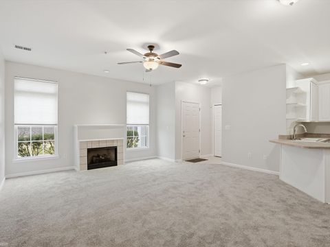 Tiny photo for 25675 N Maritime Circle, Harrison Charter Township, MI 48045 (MLS # 58050203240)