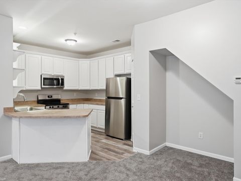 Tiny photo for 25675 N Maritime Circle, Harrison Charter Township, MI 48045 (MLS # 58050203240)