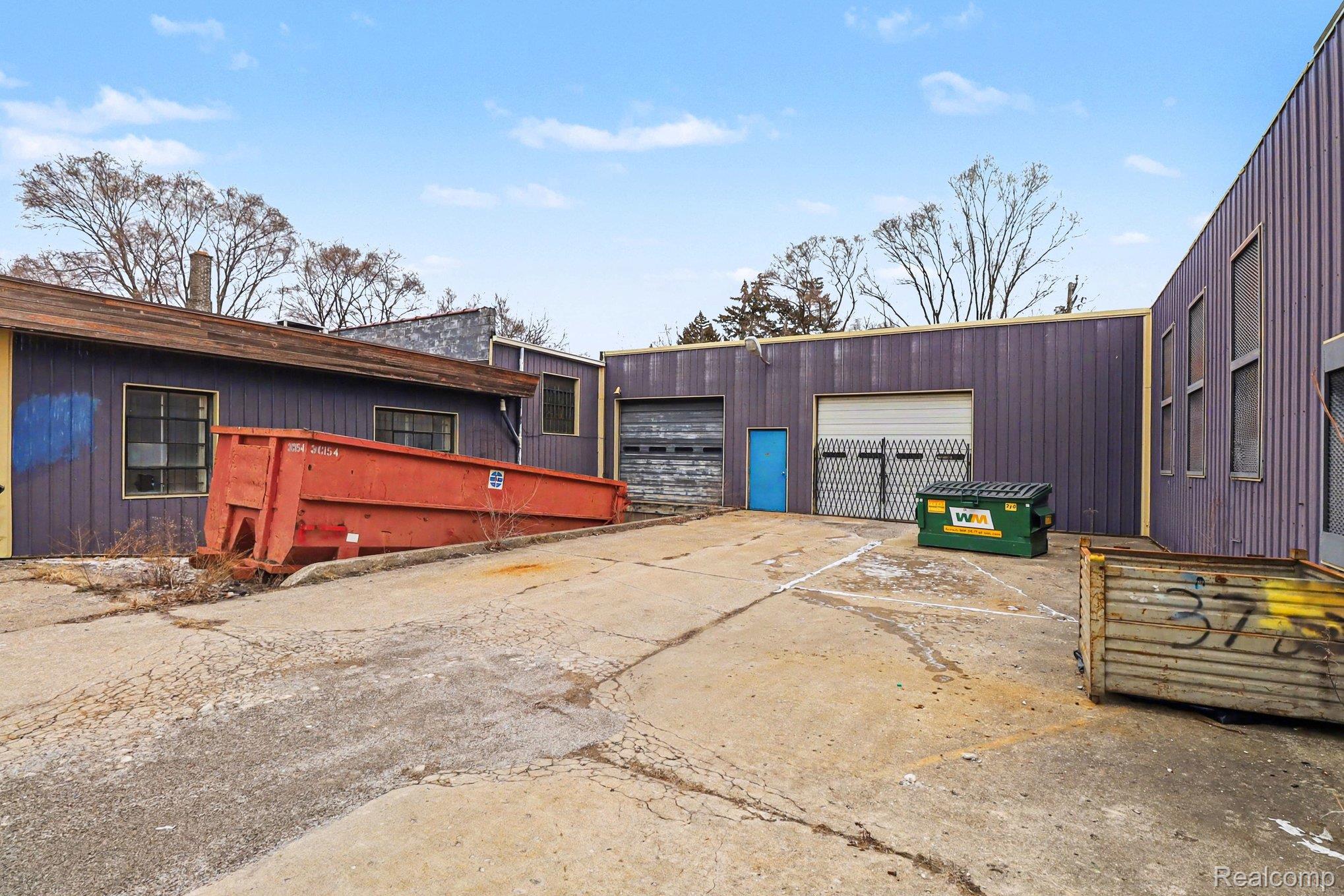 Properties Available 3 - 3 20210 Sherwood Street