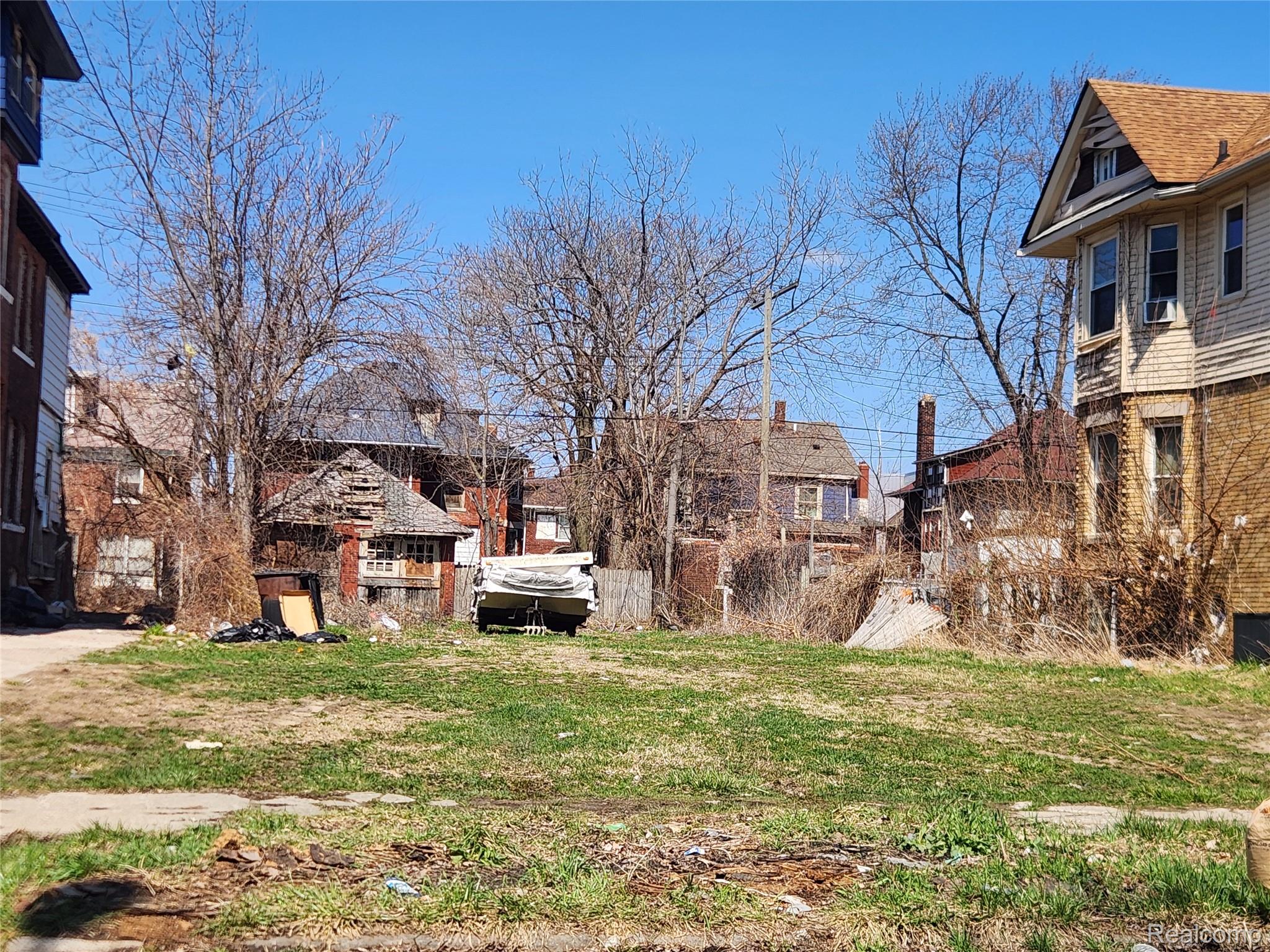 130 Hazelwood Street