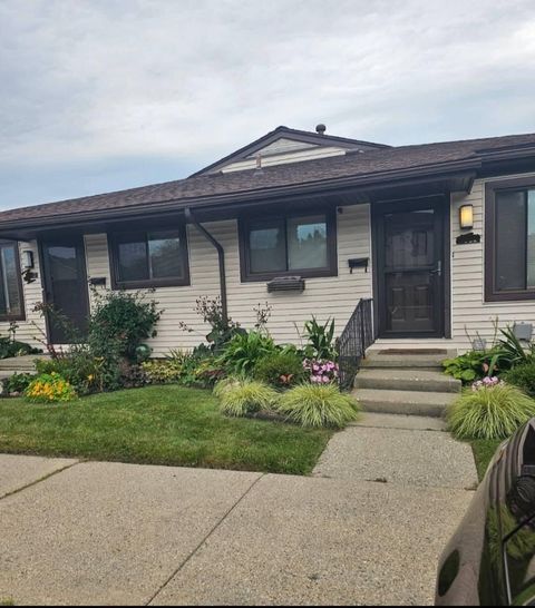3062 Roundtree Boulevard Ypsilanti Charter Township MI 48197