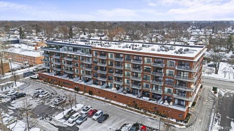 101 Curry Avenue 512 Royal Oak City MI 48067