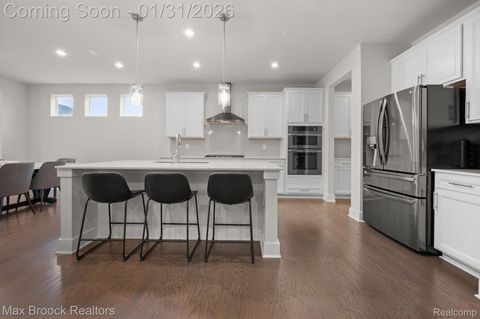 2610 IRONTON Drive Commerce Charter Township MI 48382