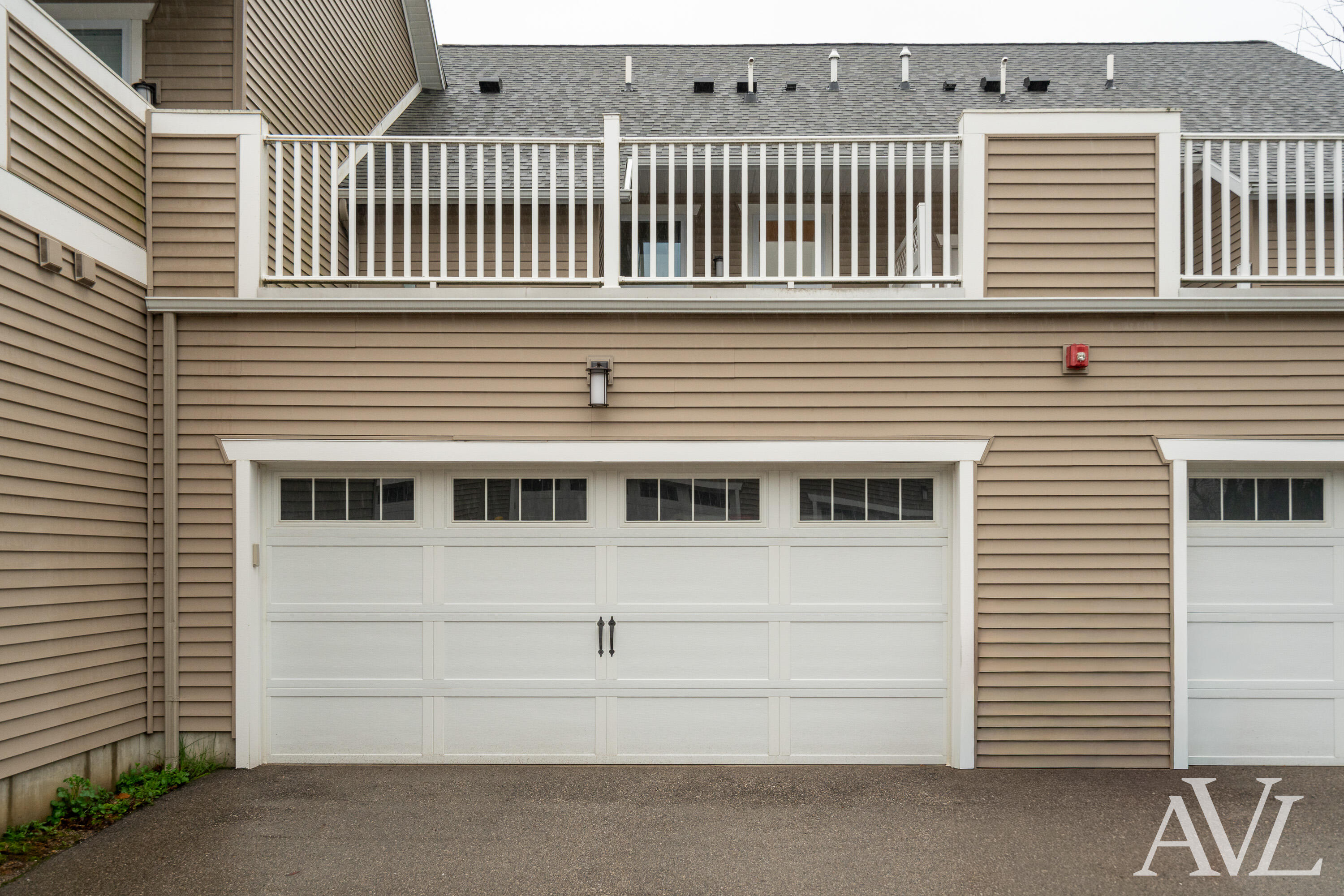 155 Tamarack Lane NE