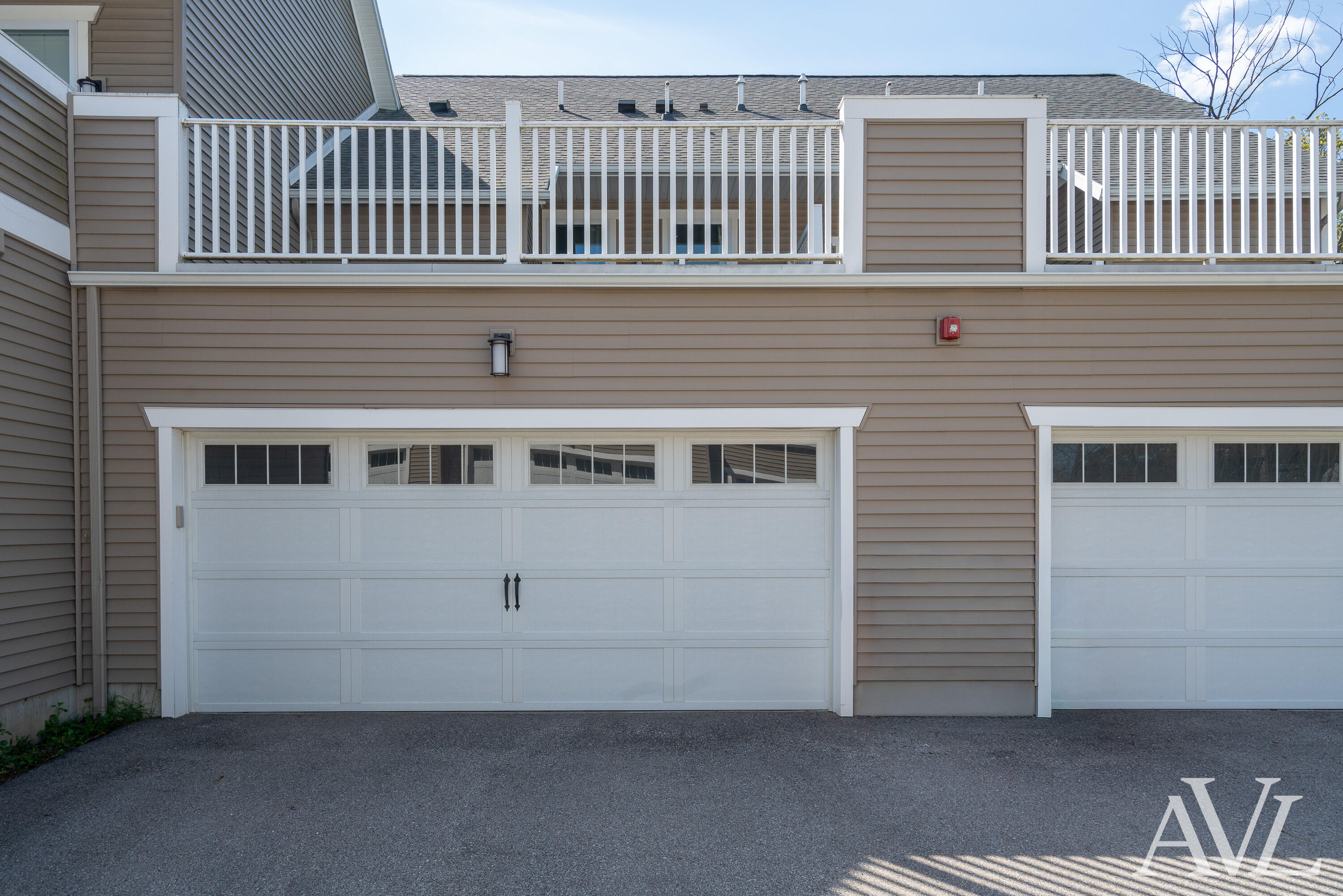155 Tamarack Lane NE