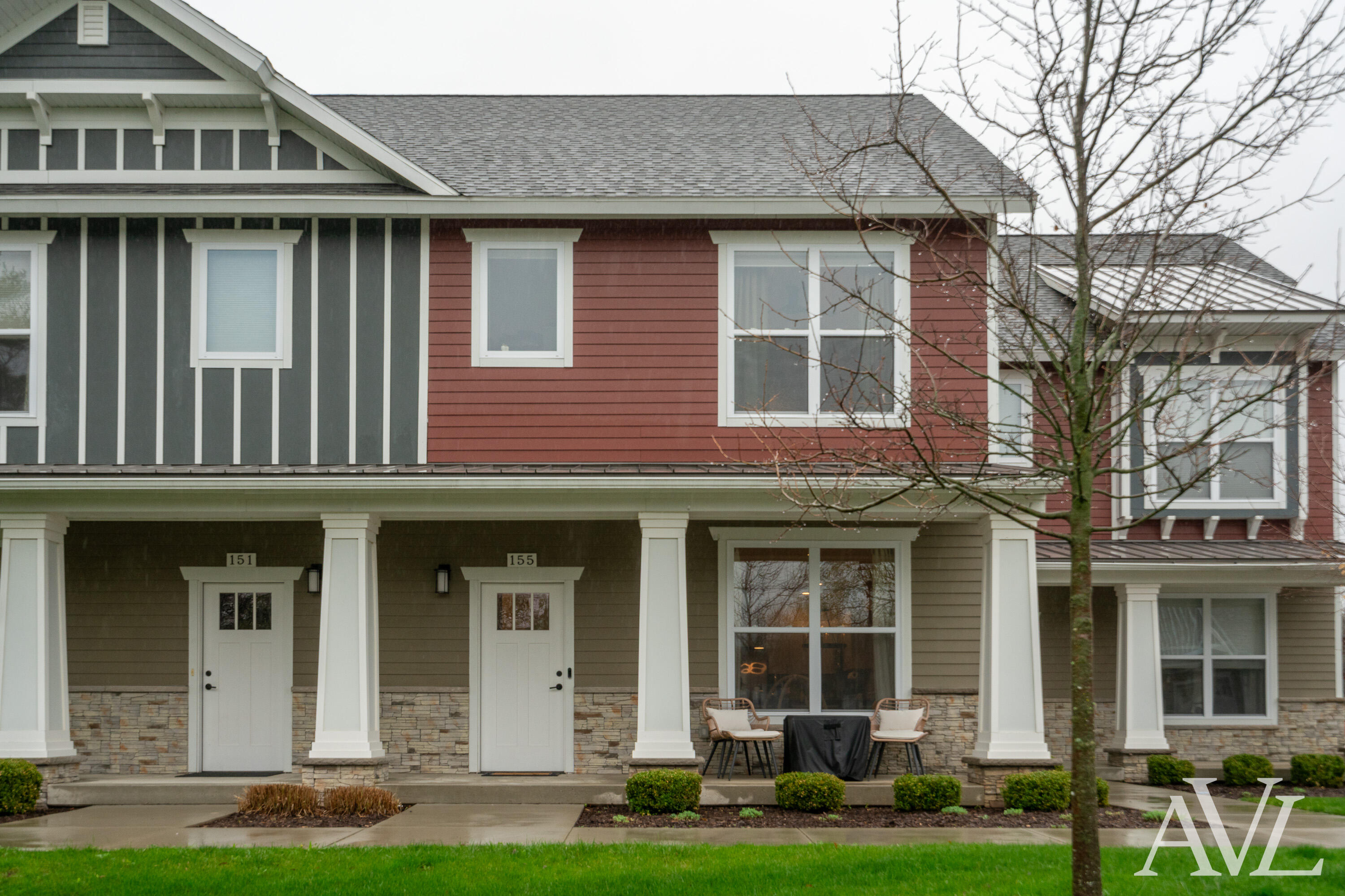 155 Tamarack Lane NE