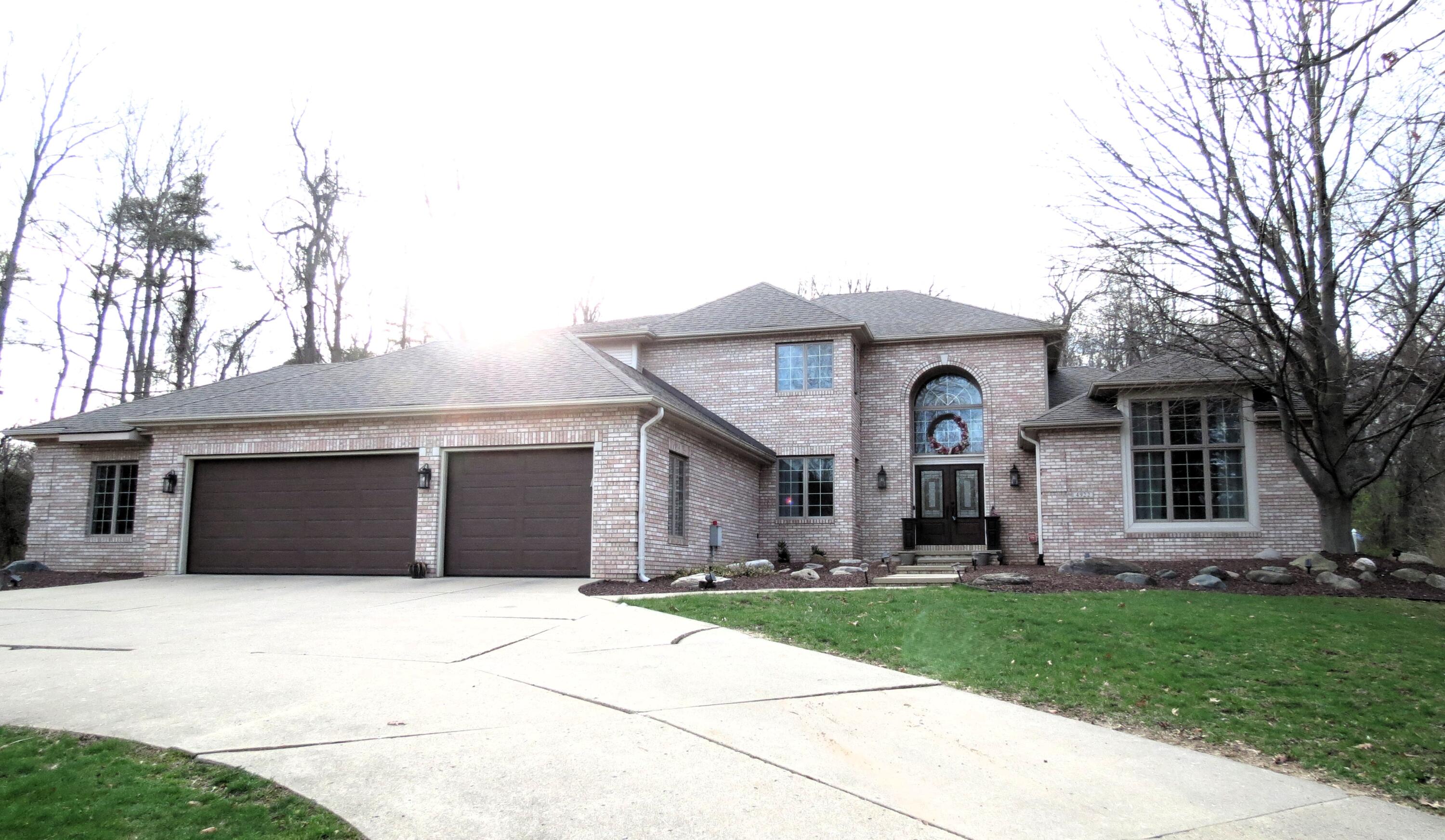 4922 Country Lane