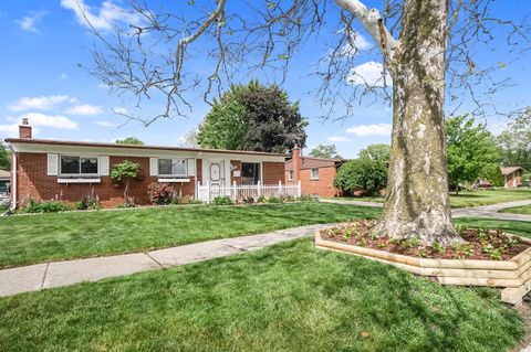 Tiny photo for 35046 Nancy Street, Westland City, MI 48186 (MLS # 81026025359)