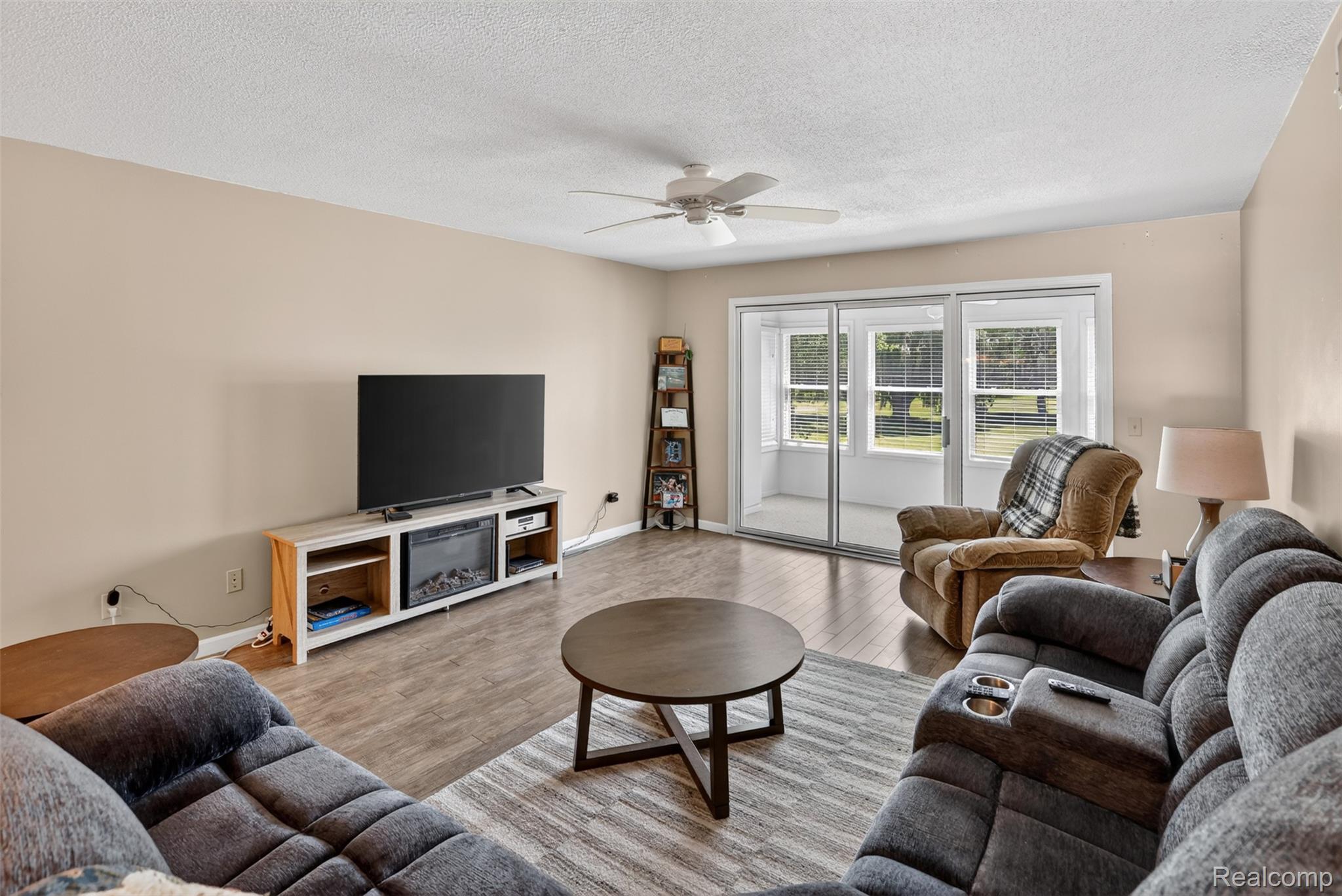 925 Kennely Road G-106