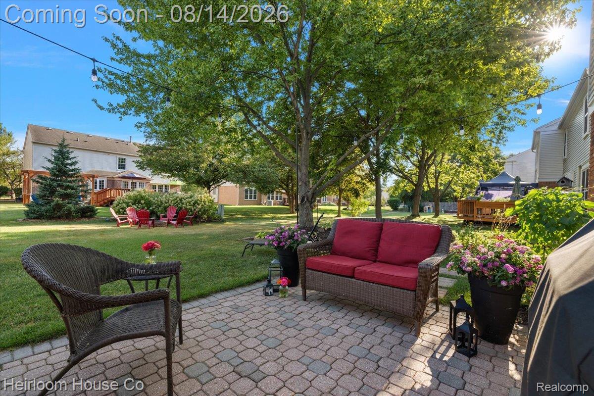 45697 Bryn Mawr Road