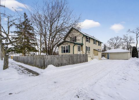 560 Paris Avenue Lansing City MI 48910